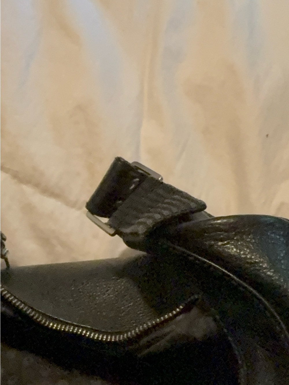 Black Leather Crescent Crossbody Bag-Made in Spain. - Picture 8 of 11